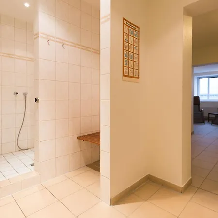 Ahlbeck - Koenigskrabbe Heringsdorf (Usedom)